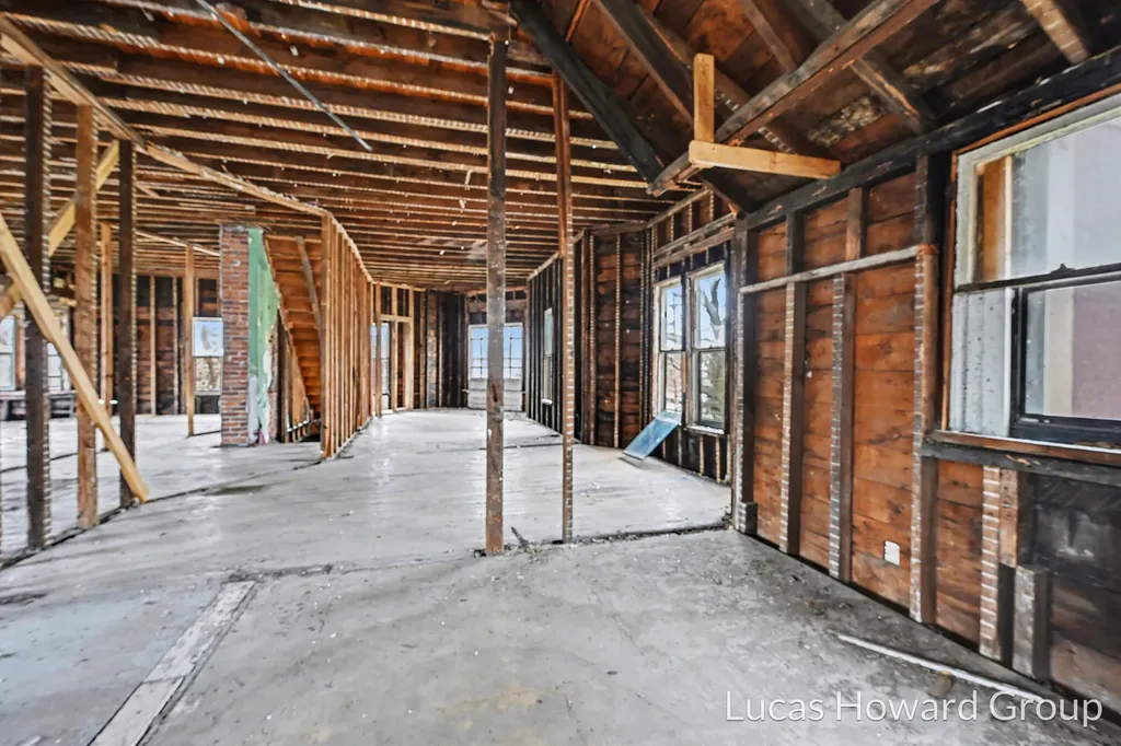 836 West North Street Kalamazoo City MI 49007