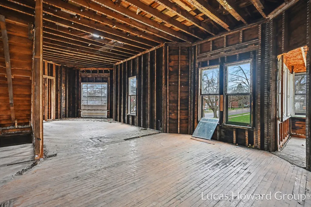 836 West North Street Kalamazoo City MI 49007