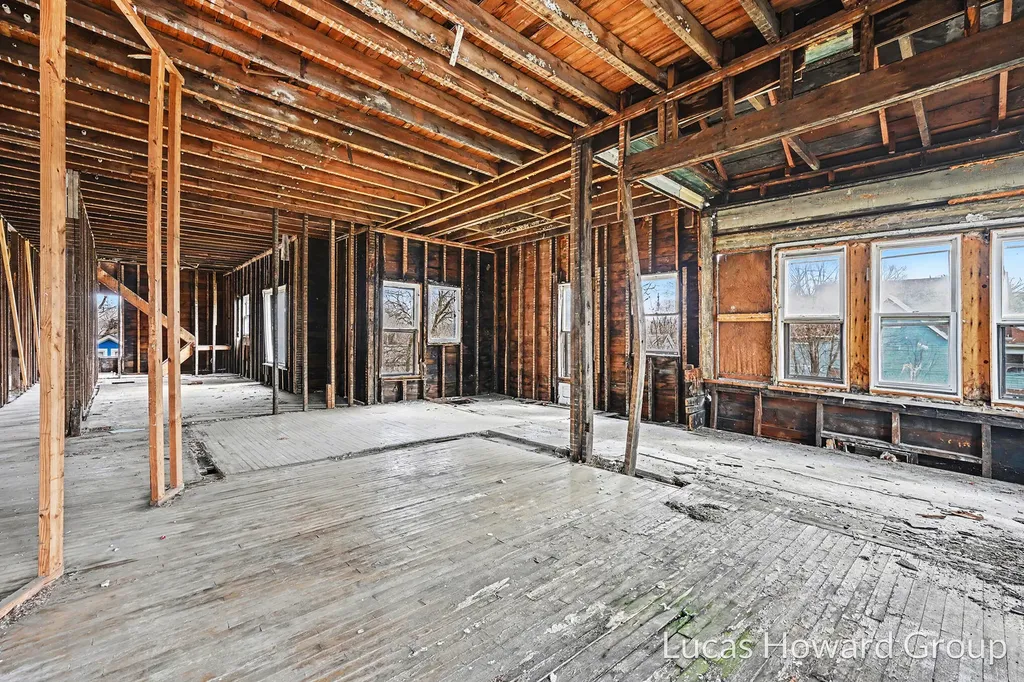 836 West North Street Kalamazoo City MI 49007