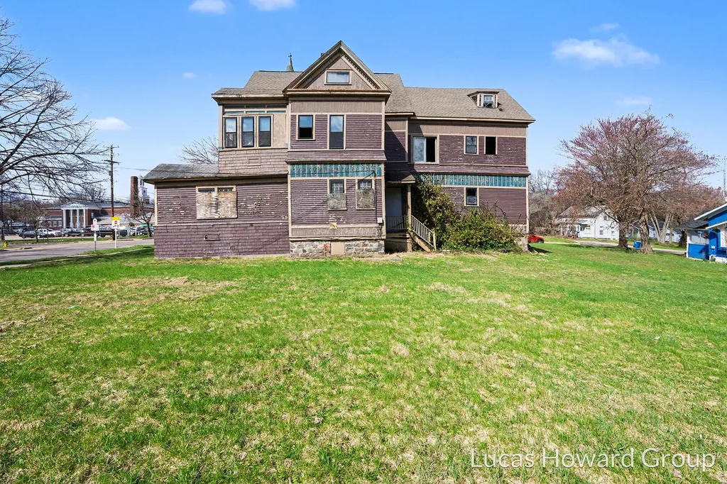 836 West North Street Kalamazoo City MI 49007