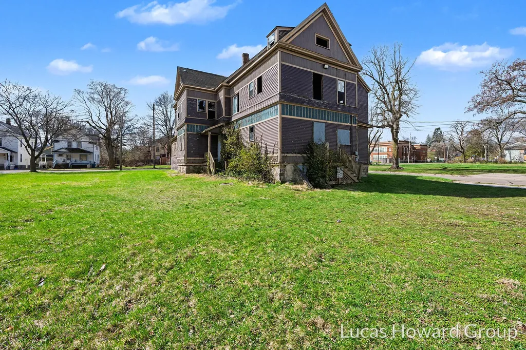 836 West North Street Kalamazoo City MI 49007