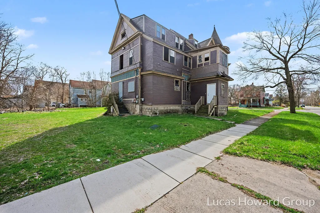 836 West North Street Kalamazoo City MI 49007