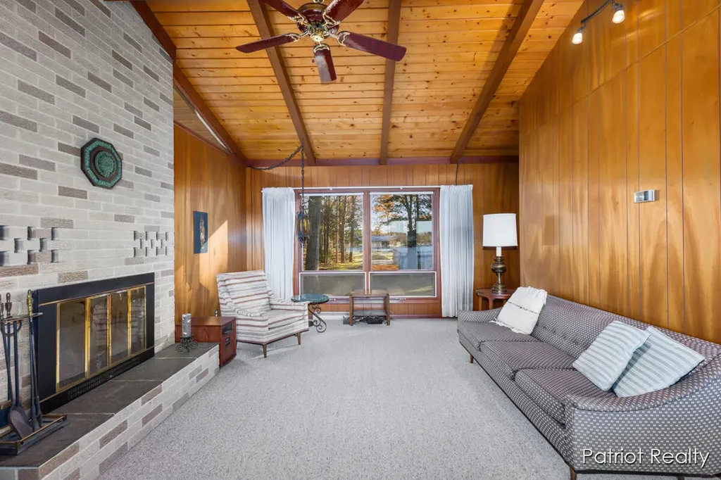 8995 Deer Point Drive Croton Township MI 49337
