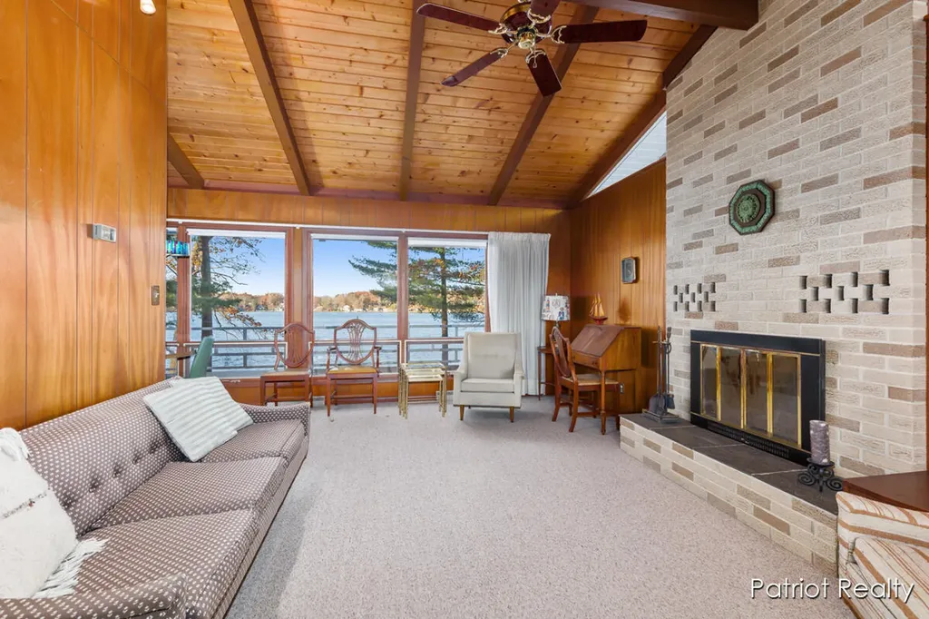 8995 Deer Point Drive Croton Township MI 49337