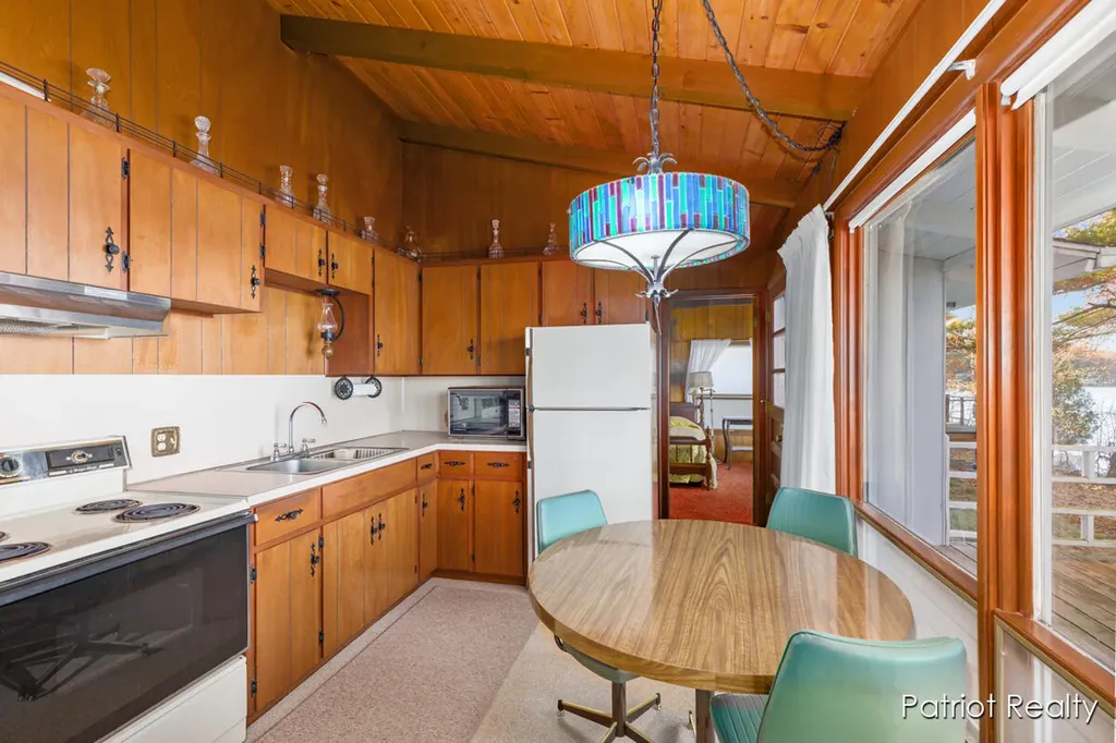 8995 Deer Point Drive Croton Township MI 49337