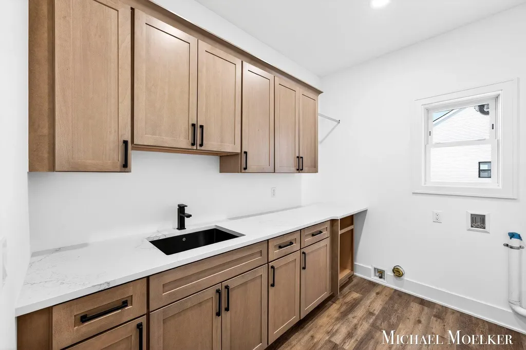 12479 Nora Court Allendale Charter Township MI 49401