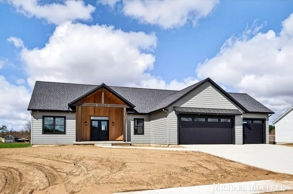 12479 Nora Court Allendale Charter Township MI 49401