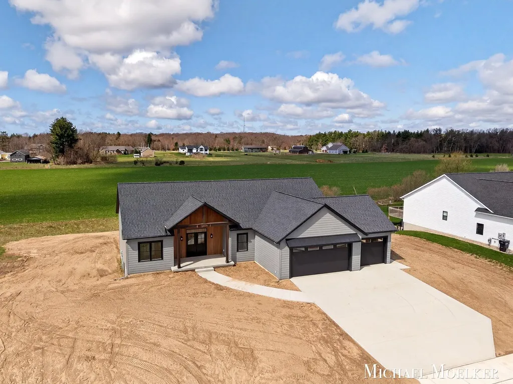 12479 Nora Court Allendale Charter Township MI 49401