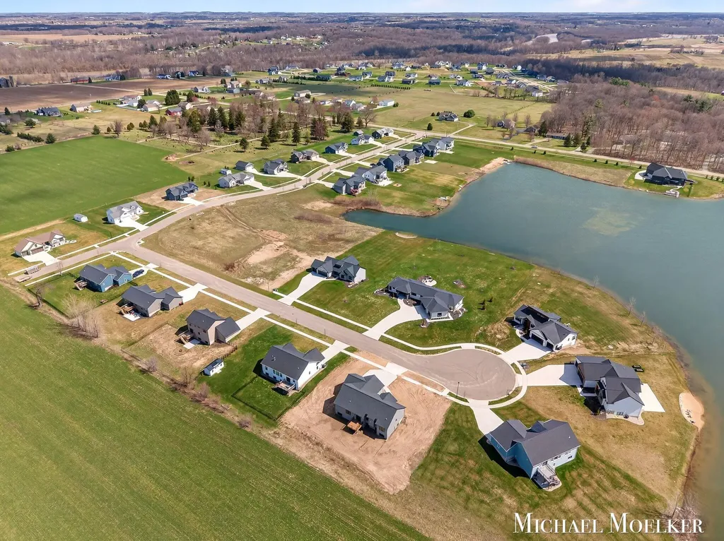 12479 Nora Court Allendale Charter Township MI 49401