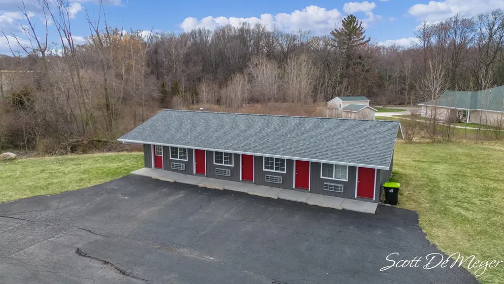 109 S Greenville West Drive Greenville City MI 48838