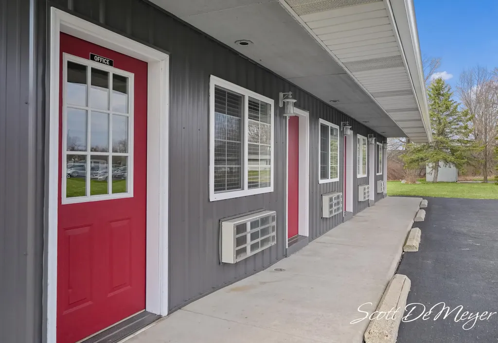 109 S Greenville West Drive Greenville City MI 48838