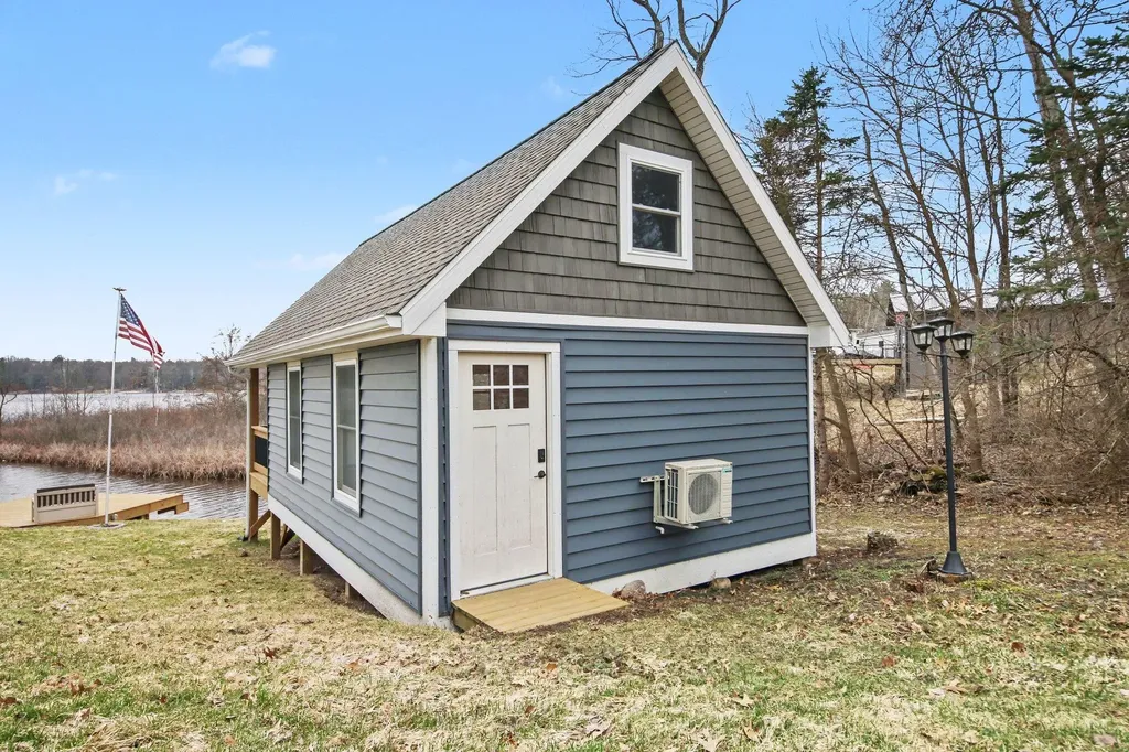 3783 Holiday Drive Montcalm Township MI 48838