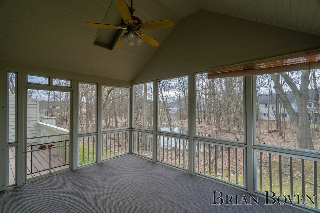 6957 Pinehurst Lane NE Cannon Township MI 49341