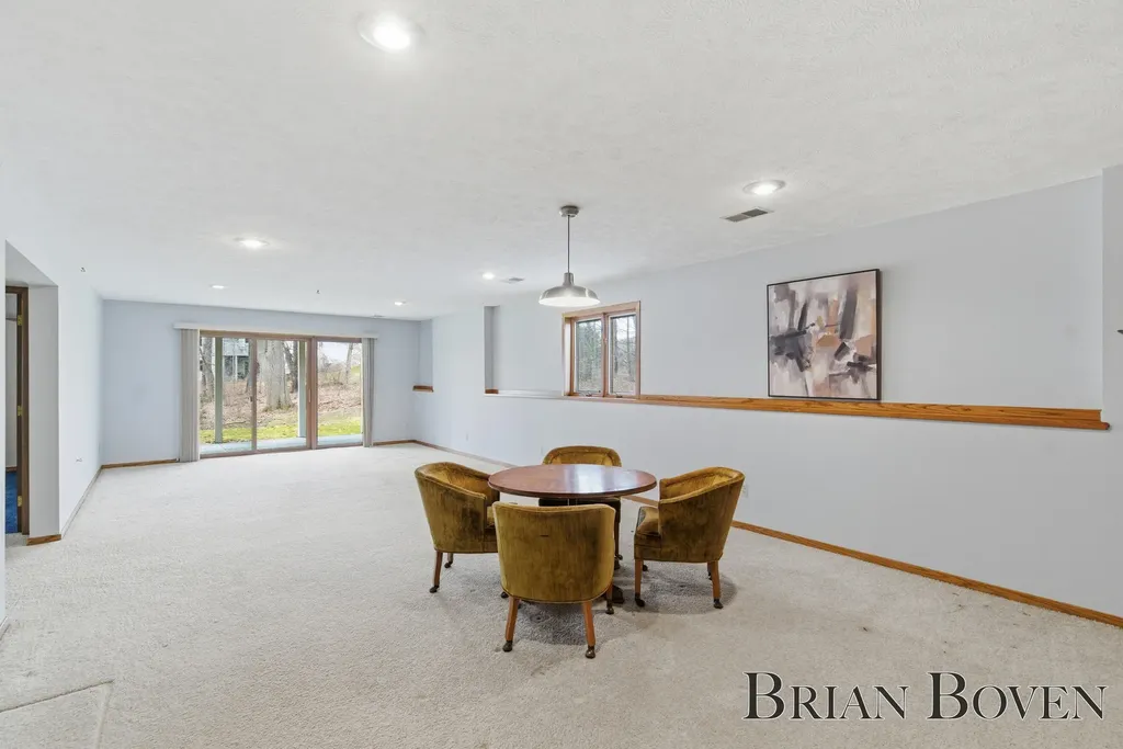 6957 Pinehurst Lane NE Cannon Township MI 49341