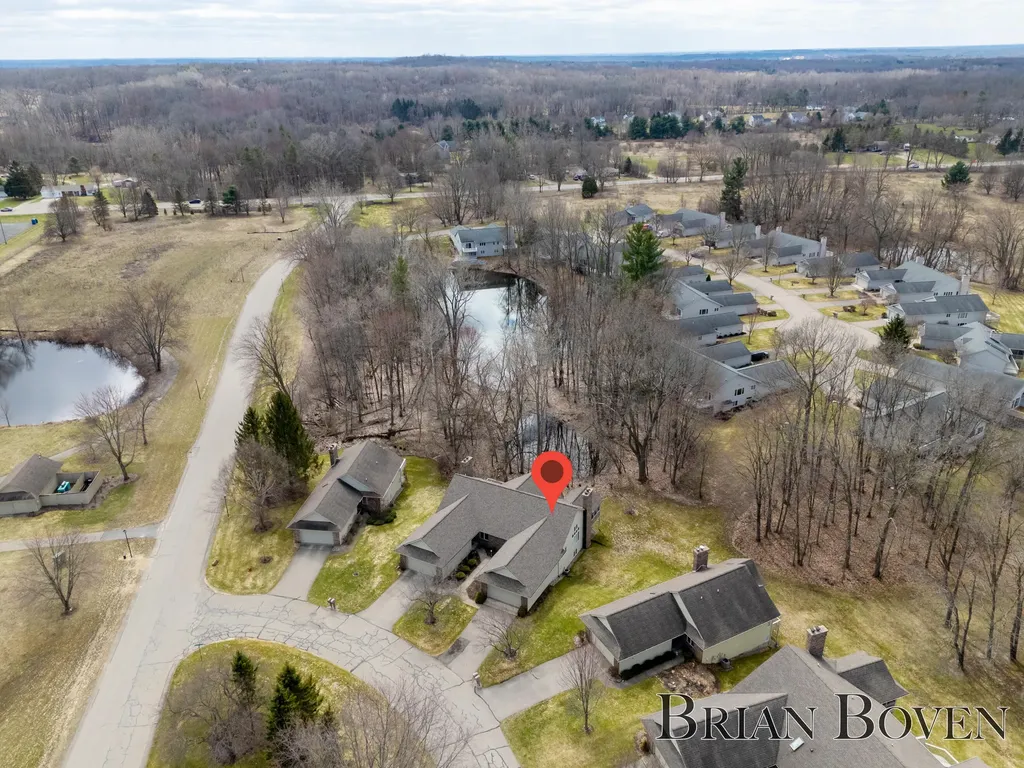 6957 Pinehurst Lane NE Cannon Township MI 49341