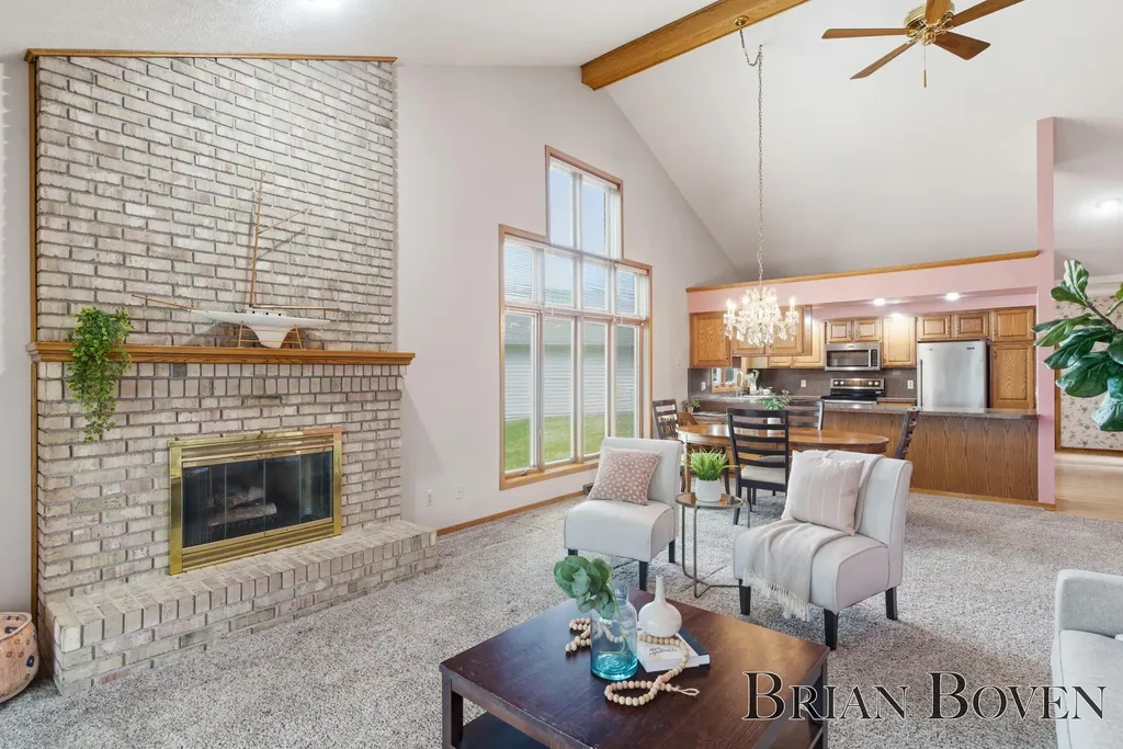 6957 Pinehurst Lane NE Cannon Township MI 49341
