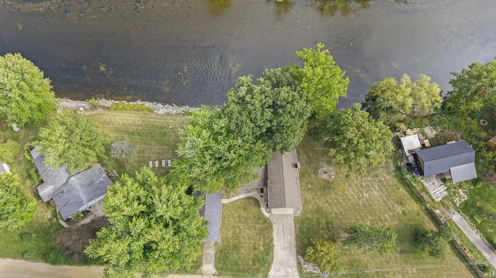 7842 Main Street Brooks Township MI 49337