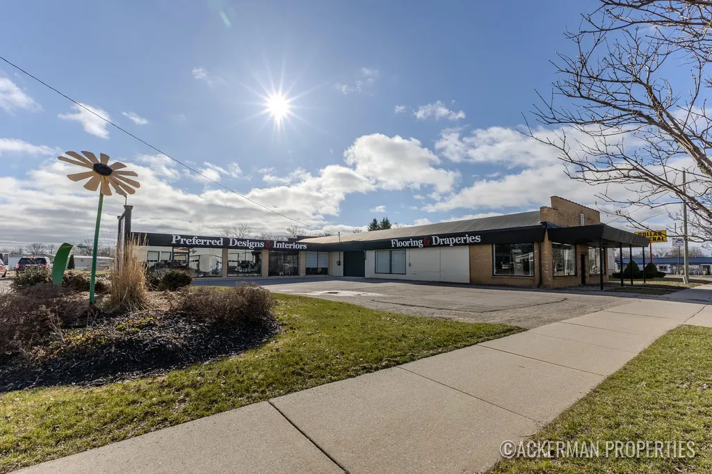 326 N Main Street NE Cedar Springs City MI 49319