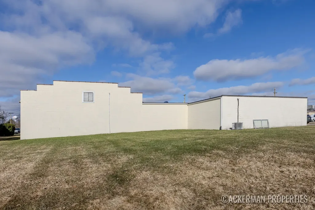326 N Main Street NE Cedar Springs City MI 49319