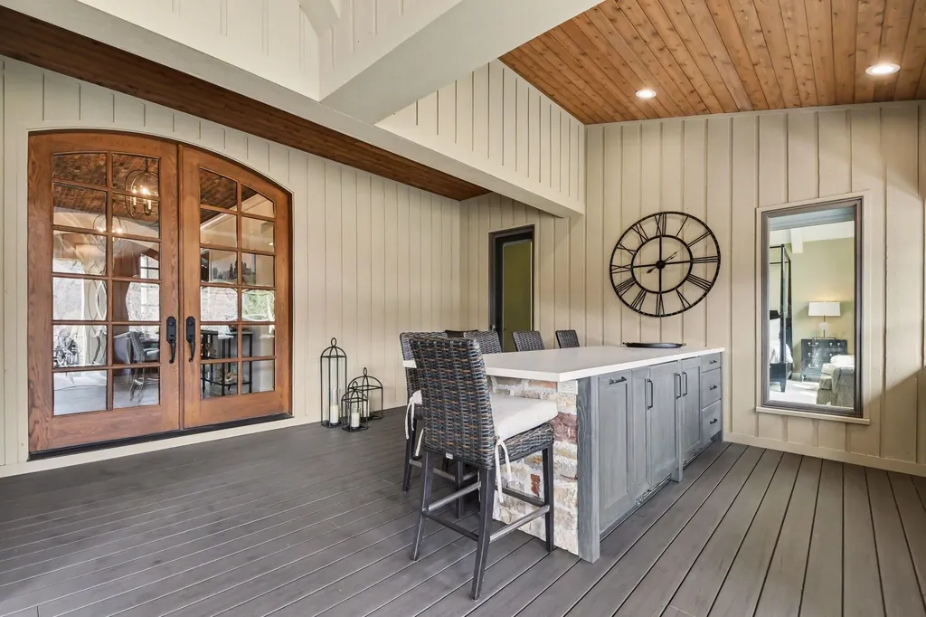 7428 Biscayne Way SE Cascade Charter Township MI 49546