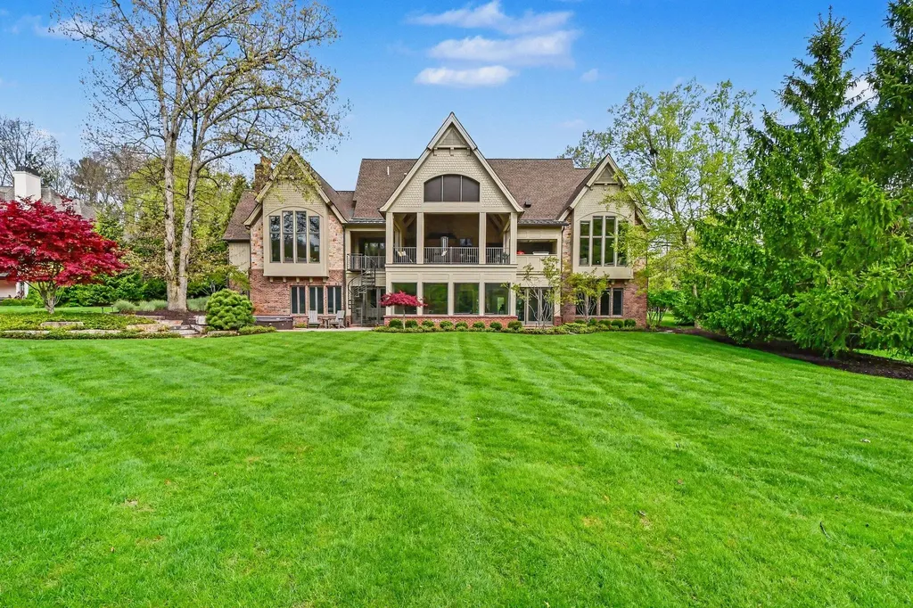 7428 Biscayne Way SE Cascade Charter Township MI 49546