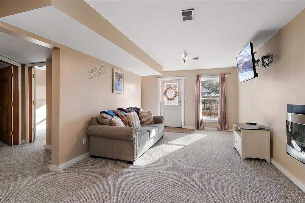 12880 Jordan Meadows Court NE Vergennes Township MI 49331