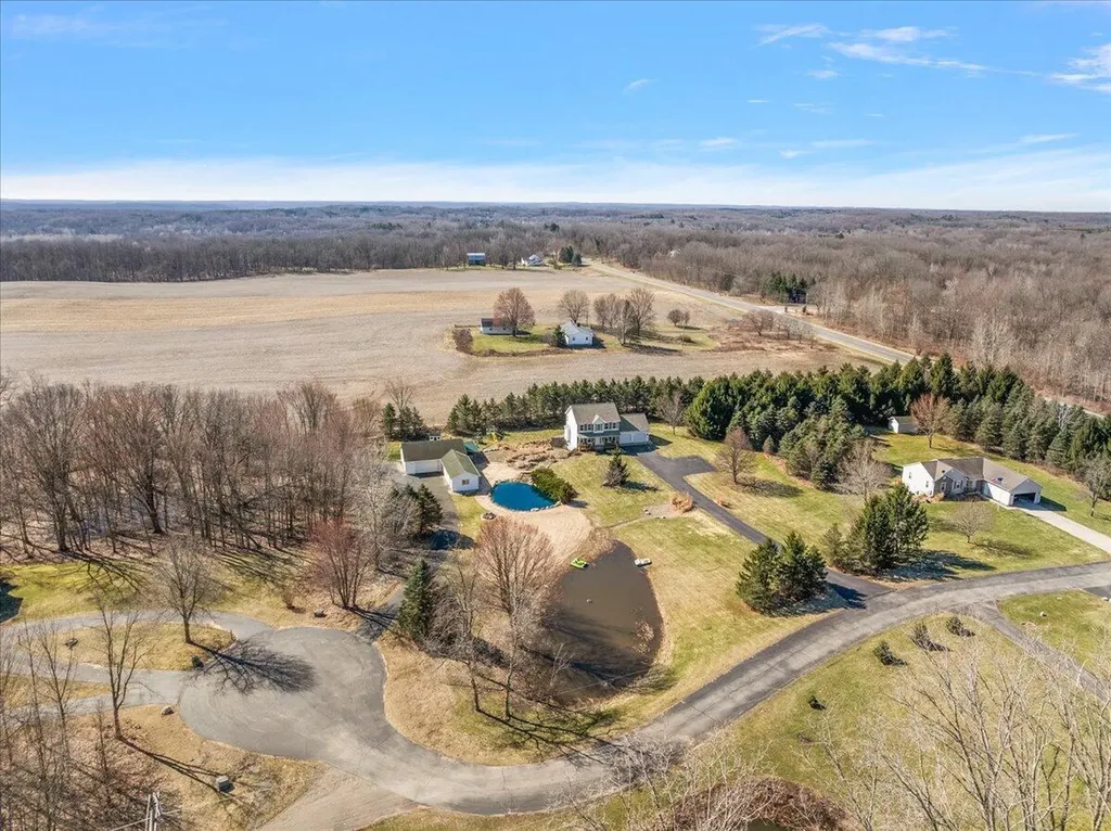 12880 Jordan Meadows Court NE Vergennes Township MI 49331
