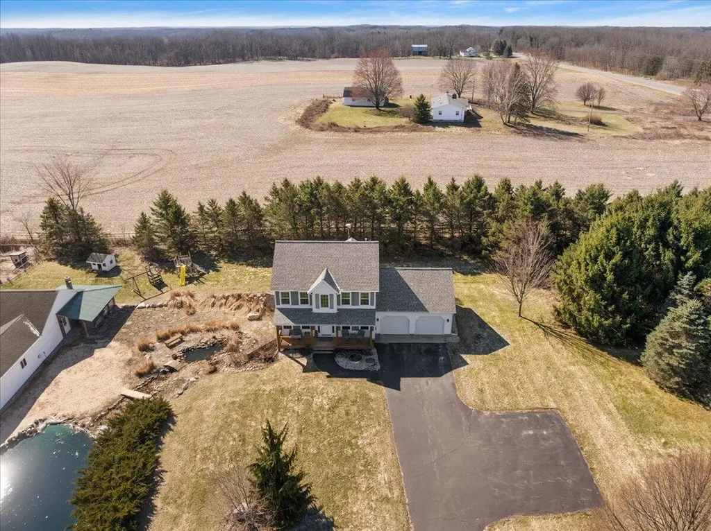 12880 Jordan Meadows Court NE Vergennes Township MI 49331