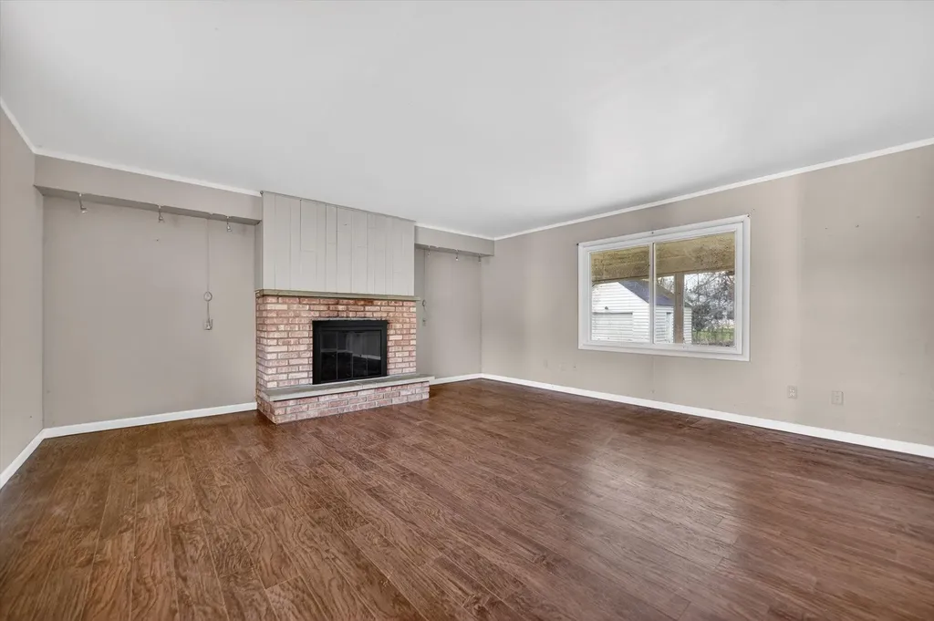 206 Pleasantview Drive Battle Creek City MI 49017