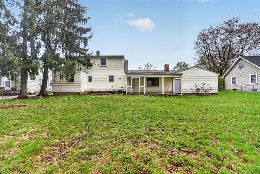206 Pleasantview Drive Battle Creek City MI 49017