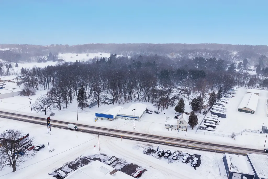 316 W Parkdale Avenue Manistee Township MI 49660