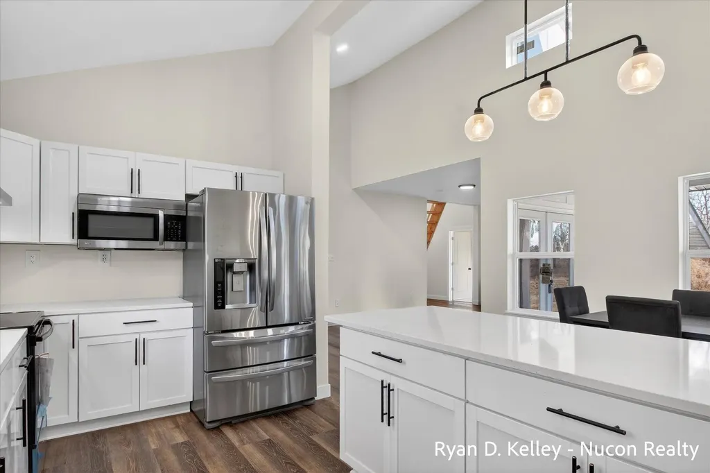 8411 Peninsula Drive W Morton Township MI 49346