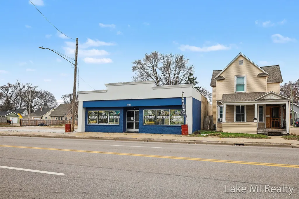 1225 Chicago Drive SW Wyoming City MI 49509