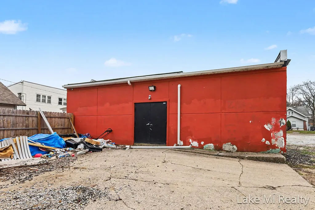 1225 Chicago Drive SW Wyoming City MI 49509