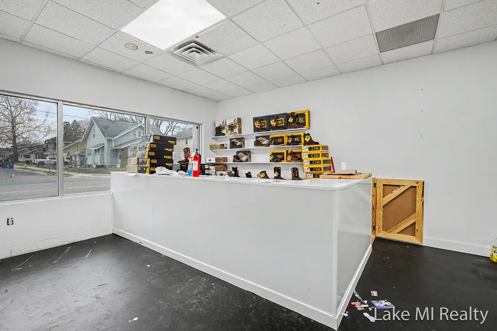 1225 Chicago Drive SW Wyoming City MI 49509