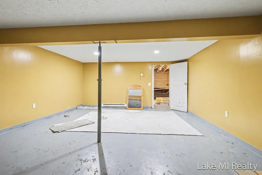 1225 Chicago Drive SW Wyoming City MI 49509