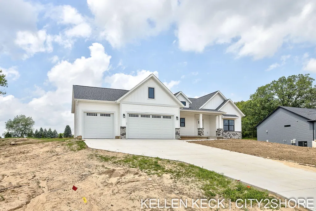 11325 Bancroft Way SE Bowne Township MI 49302
