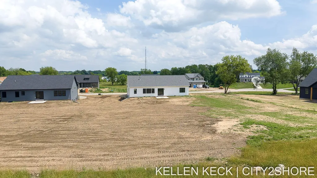 11325 Bancroft Way SE Bowne Township MI 49302