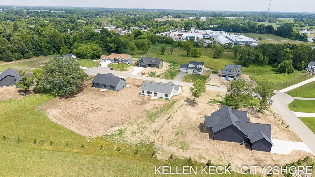 11325 Bancroft Way SE Bowne Township MI 49302