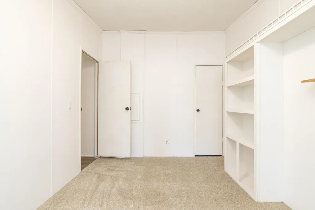 13064 Riverside Drive Constantine Township MI 49042