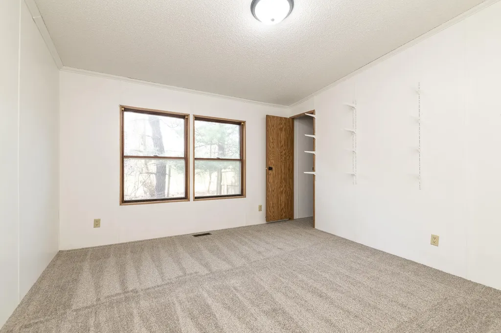 13064 Riverside Drive Constantine Township MI 49042