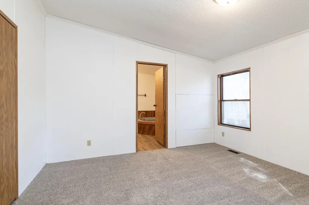 13064 Riverside Drive Constantine Township MI 49042