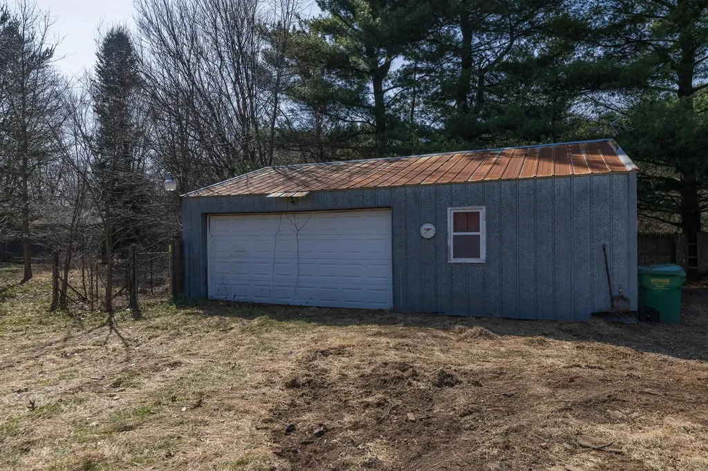 13064 Riverside Drive Constantine Township MI 49042