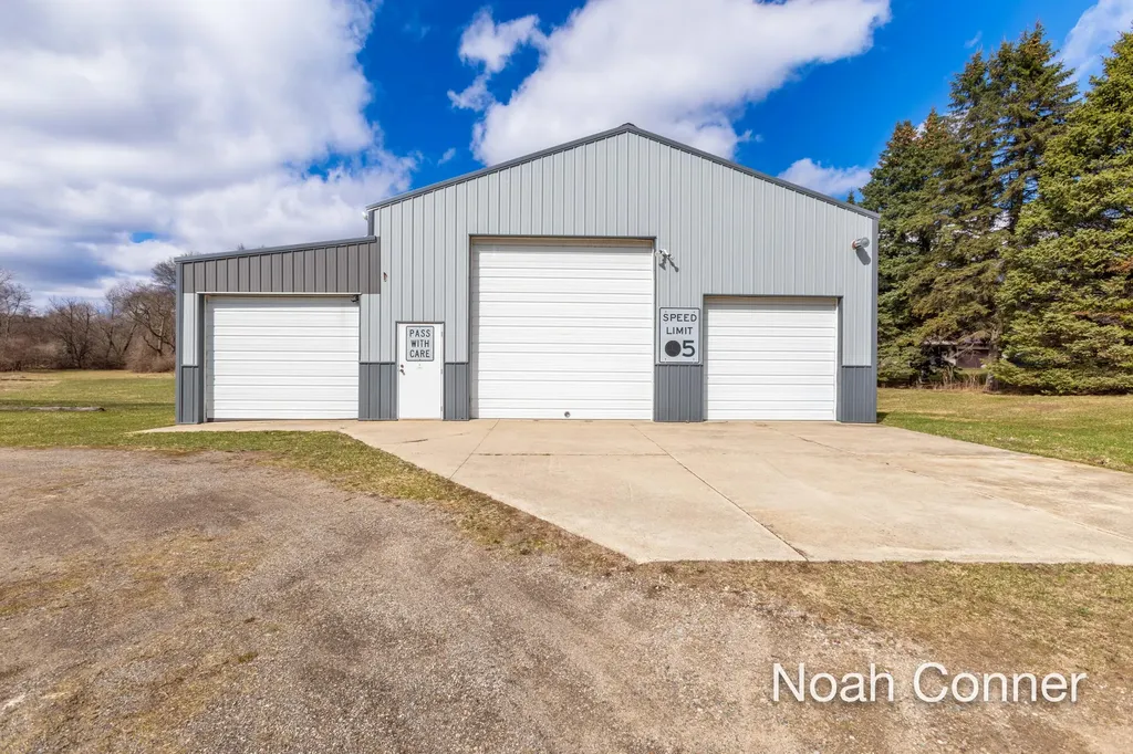 5295 Belding Road NE Cannon Township MI 49341