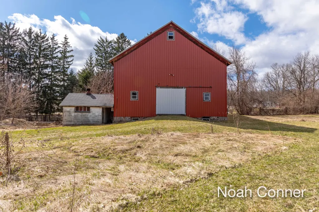 5295 Belding Road NE Cannon Township MI 49341