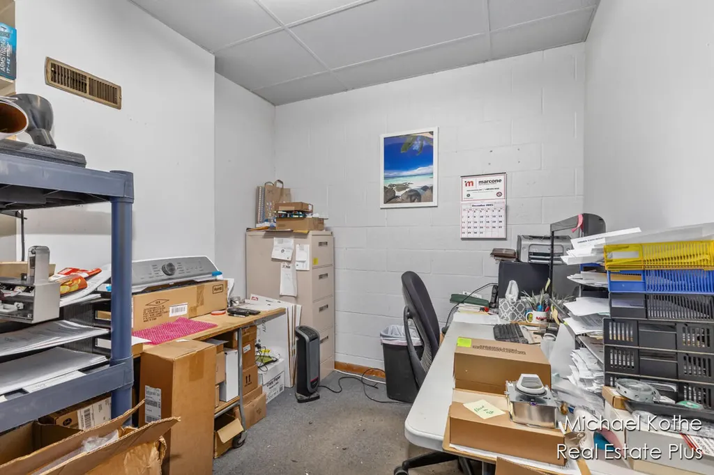 130 & 134 W State Street Hastings City MI 49058