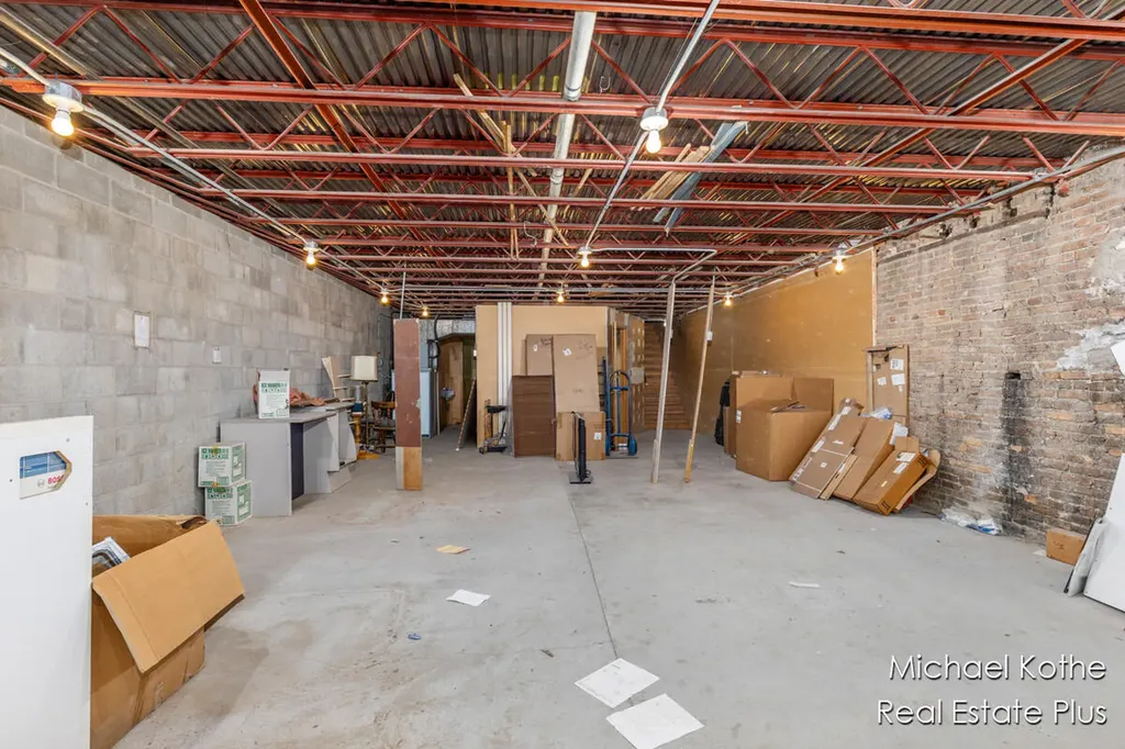 130 & 134 W State Street Hastings City MI 49058