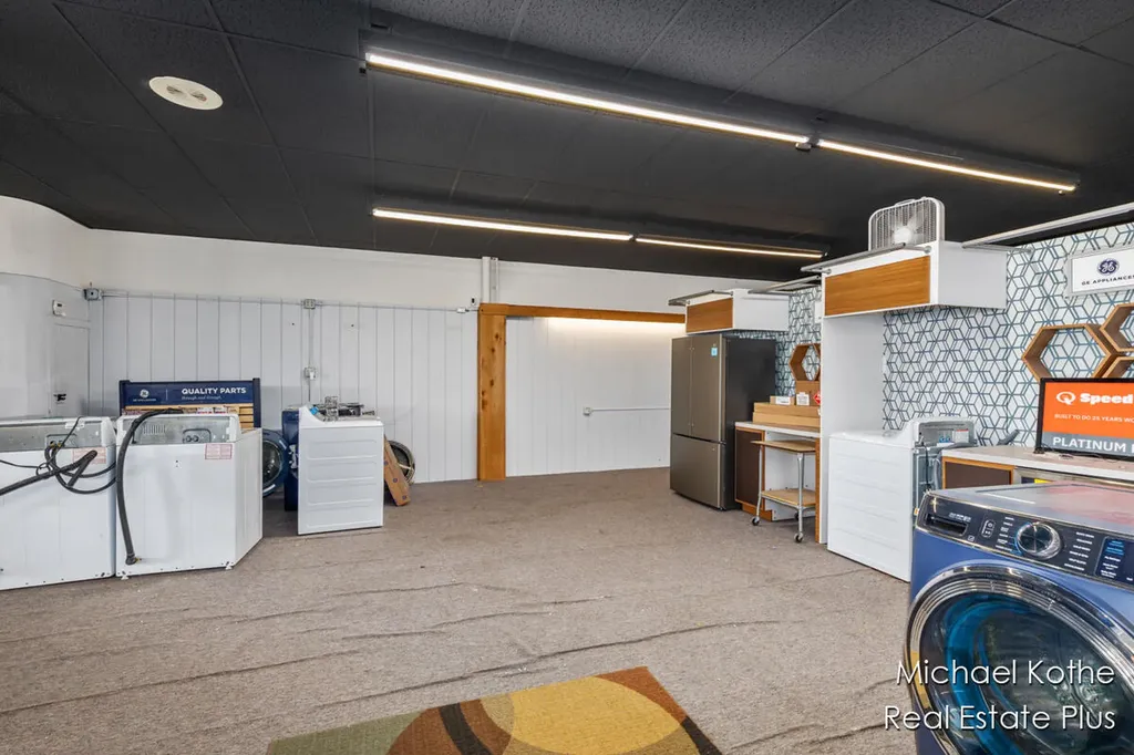 126 W State Street Hastings City MI 49058