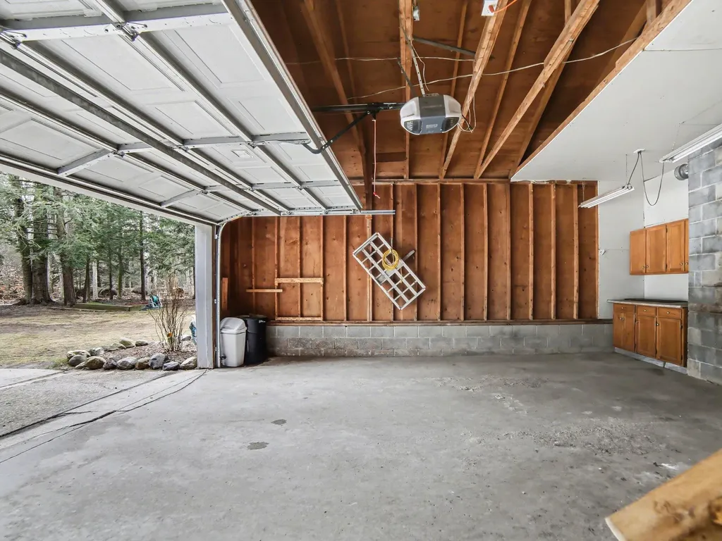 8590 W Thomas Road Benona Township MI 49455