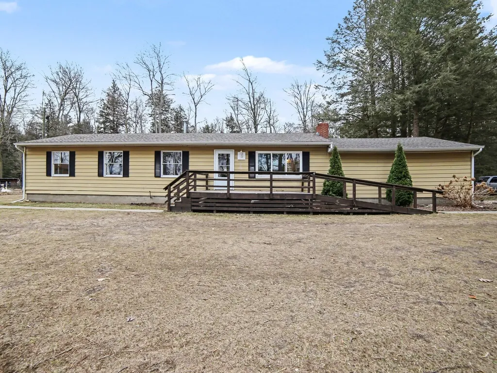 8590 W Thomas Road Benona Township MI 49455